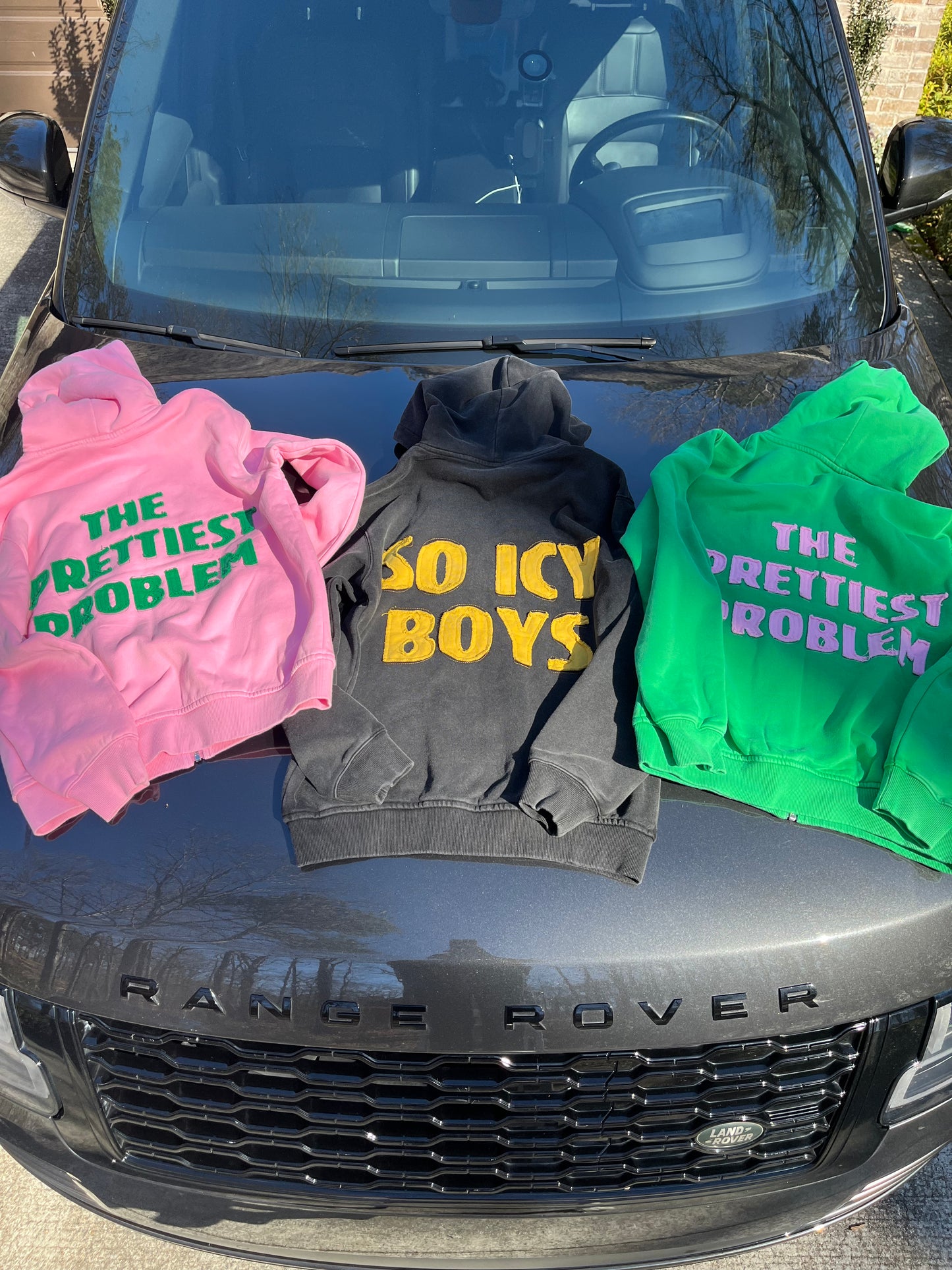 THE PRETTIEST PROBLEM ZIP-UP GREEN